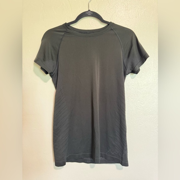 Patagonia Black Fitted Short Sleeve Tee - Picture 1 of 9